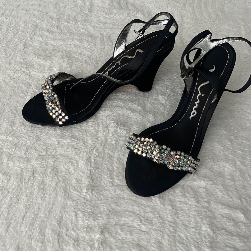 Vintage Nina Black Formal Heels with Sparkling Rhinestones, Size 6